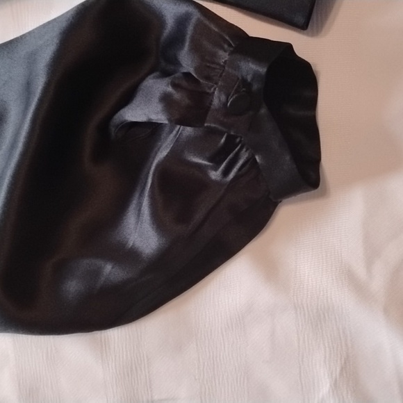 INC International Concepts Woman's Black 100% Silk Blouse, Size: 6P - Picture 3 of 11